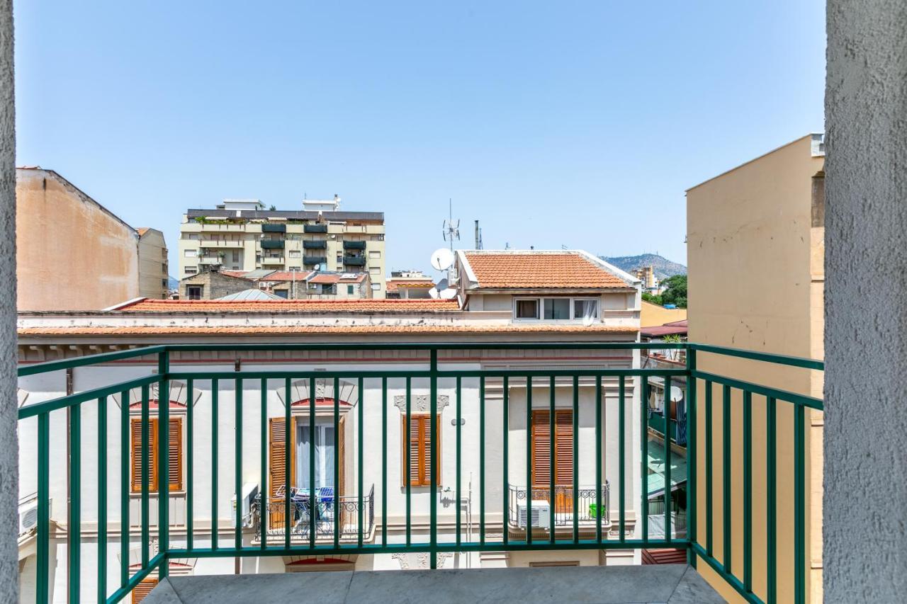 Villa Malfitano & Stazione Lolli Cozy Apartment Palermo Exterior foto